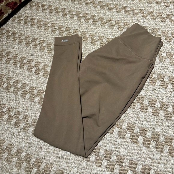 SETactive Luxform Leggings Size Medium Brown Green Sage Color - Picture 2 of 10